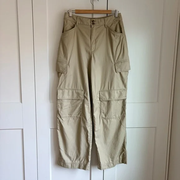 Banana Republic Beige High Rise Wide Leg Cargo Pants | 8 - Picture 3 of 6